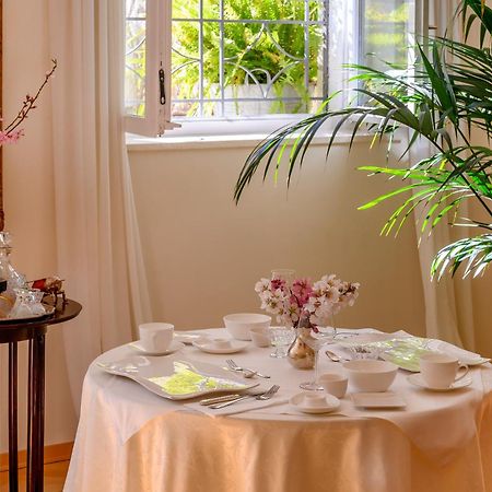 Palace Schoen Milesi - Esense Of Prestige - Private Pool - Free Parking - Old Money Style Luxury Rooms - Walking Distance To The Old Town, The Beach And All Amenities - Buralux Properties Split Zewnętrze zdjęcie